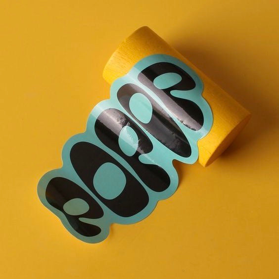 ستيكر قص على الحدود